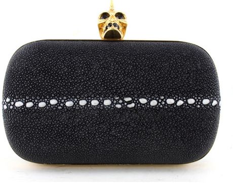 Alexander Mcqueen Stingray Clutch in Black - Lyst