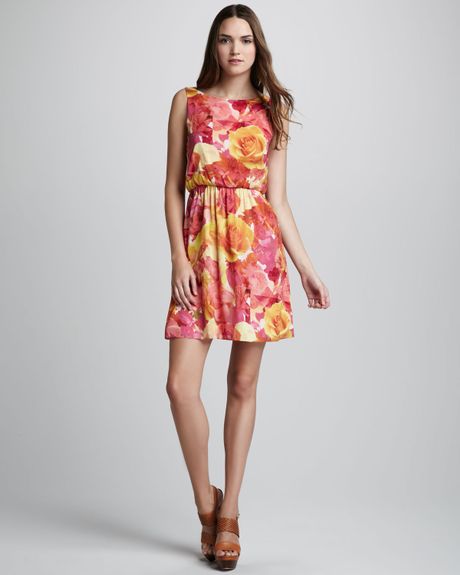 Alice + Olivia Becky Floralprint Dress in Red (pink rose) - Lyst