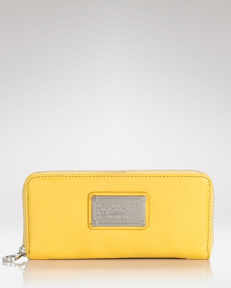 Marc By Marc Jacobs Wallet Classic Q Slim Zip in Yellow (rain slicker) - Lyst