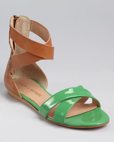 Pour La Victoire Sandals Fabia Flat in Green (seafoam saddle) | Lyst