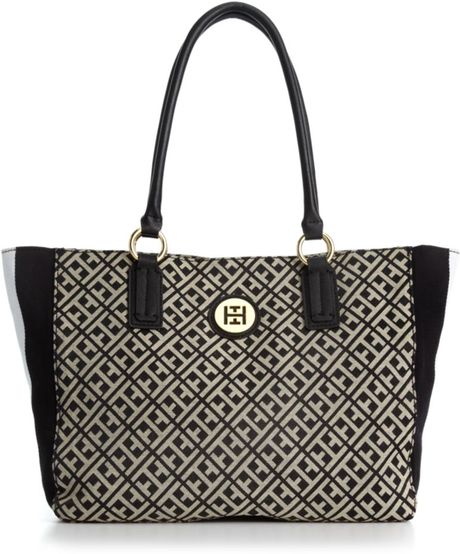Tommy Hilfiger Signature Jacquard Logo Tote in Black (black/cream) - Lyst