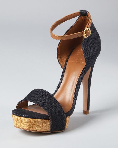 Tory Burch Sandals Amina in Blue (tory navy royal tan) - Lyst