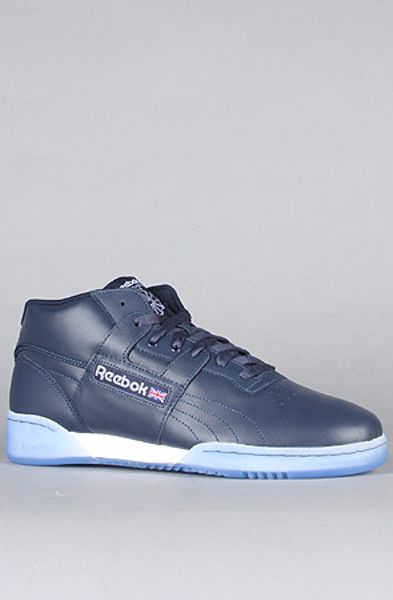 reebok men's workout mid classic sneaker