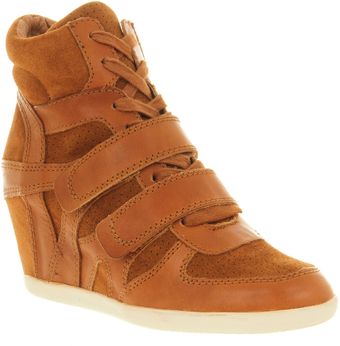  Wedge Ankle Boot 