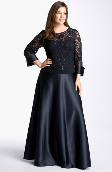 js collections illusion lace gown