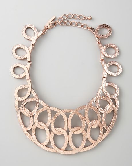 Oscar De La Renta Swirl Bib Necklace in Gold (rose gold) - Lyst