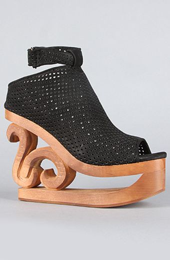  The Ono Shoe in Black 