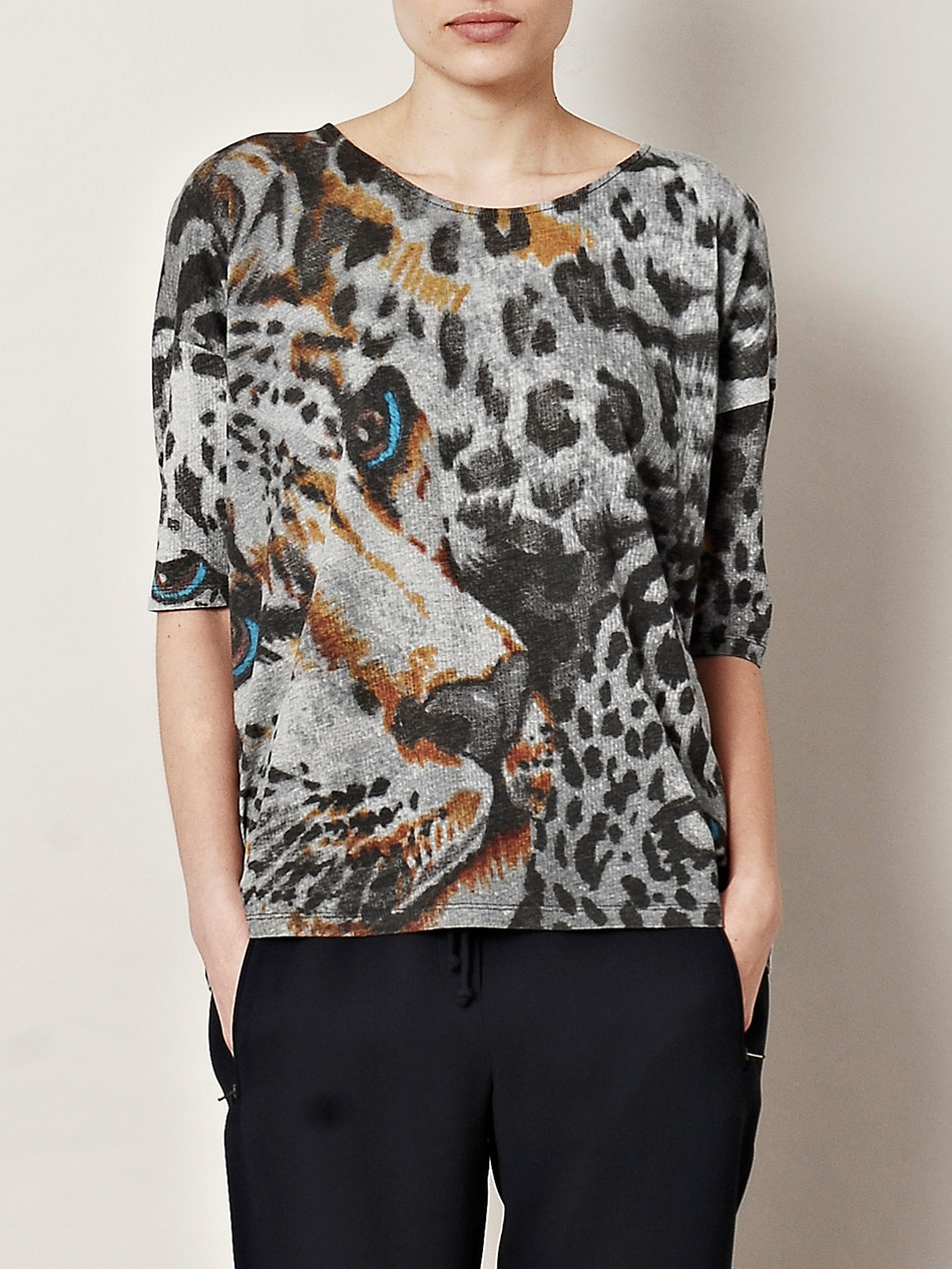 womens leopard print tshirt