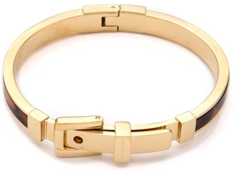 Michael Kors Tortoise Buckle Bangle in Gold - Lyst