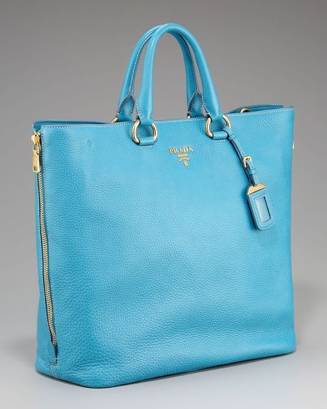Prada Vitello Daino Tote in Black (nero) - Lyst