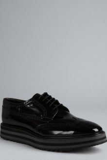 Prada Fumo Patent Leather Platform Wingtip Oxfords - Lyst