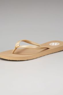 Tory Burch Logo Rubber Flipflop - Lyst
