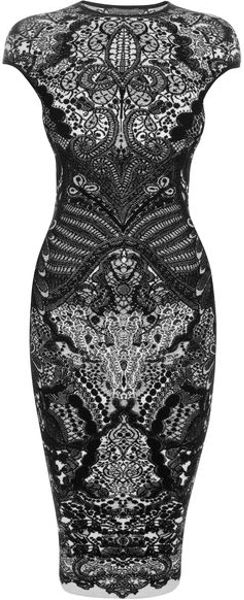 Alexander McQueen Black Victorian Puckering Lace Jacquard Capsleeve Pencil Dress - Lyst