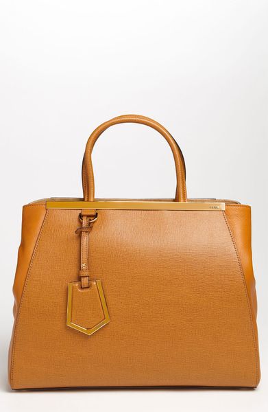 Fendi 2jours Elite Leather Shopper in Beige (honey) - Lyst