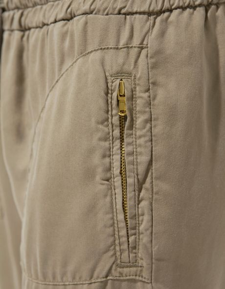 beige jogging bottoms