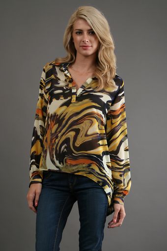 Ariella Shark Tooth Hem Top in Yellow - Lyst