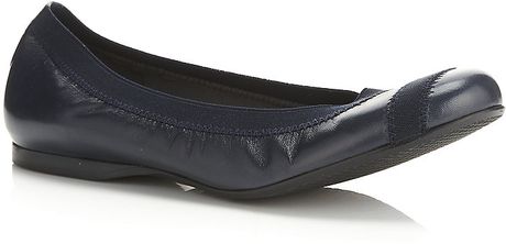 stuart weitzman giveable flats