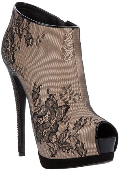 Giuseppe Zanotti Lace Peep Toe Boot in Beige (nude) - Lyst