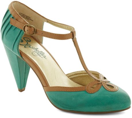 Modcloth All Dressed Up Heel in Matte Jade in Brown (tan) - Lyst