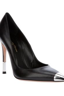 Gianvito Rossi Pointed Pump - Lyst