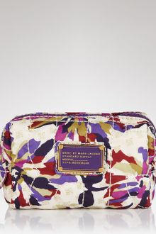 Marc By Marc Jacobs Cosmetics Case Pretty Nylon Sherwood - Lyst