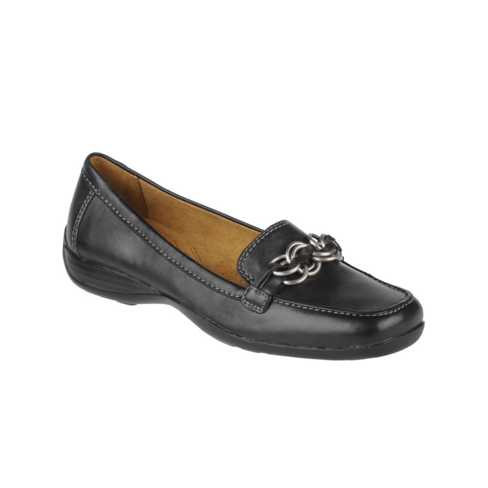 flats naturalizer