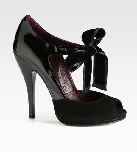 Gucci Viola Mixed Media Bow Platform Pumps in Black - Lyst