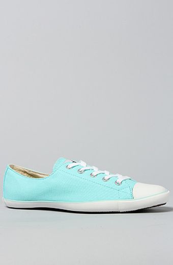 Converse The All Star Light Basic Canvas Sneaker in Aruba Blue - Lyst