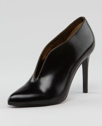Lanvin Plunging Vamp Leather Bootie - Lyst
