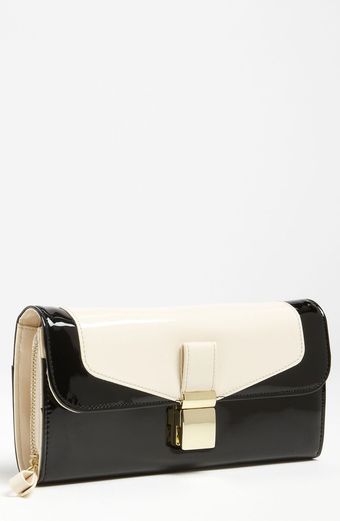 London Fog Essex Patent Clutch - Lyst