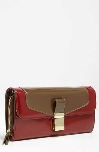 London Fog Essex Patent Clutch - Lyst