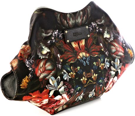 Alexander Mcqueen Mantaray Clutch in Multicolor (black) - Lyst