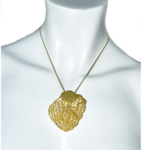 Eina Ahluwalia The Heart Of Gold Pendantbrooch New Edition in Gold - Lyst