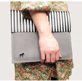 Serena Chen Dala Horse I Pad Leather Case - Lyst
