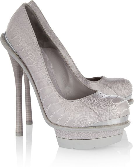 Alexander Mcqueen Ostrich Platform Pumps in Gray (grey) - Lyst