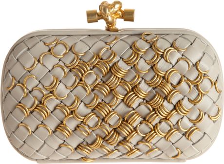 Bottega Veneta Intreccio Rings Knot Minaudiere in Beige - Lyst