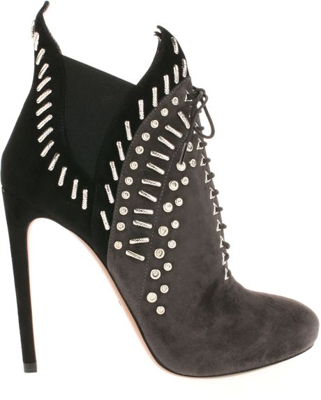 Alaïa Twotone Low Laceup Boots in Suede with Elastic Sides and Decorative Stufs in Black - Lyst