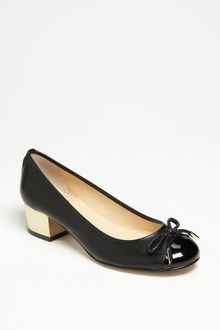 Ivanka Trump Valentina Pump - Lyst