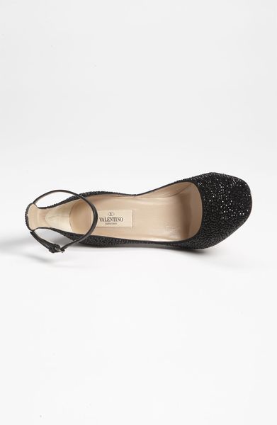valentino tango sizing