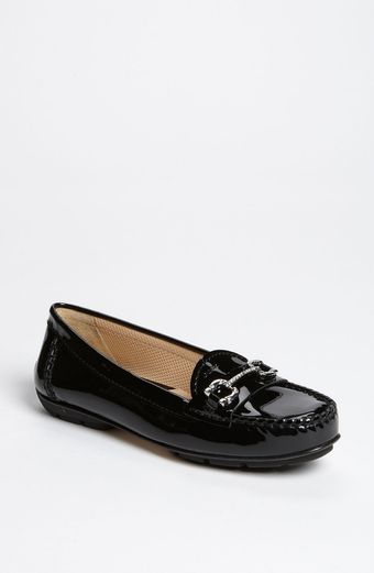 Geox Donna Italy Buckle Loafer - Lyst