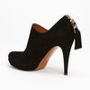Gucci Betty Bootie in Black - Lyst