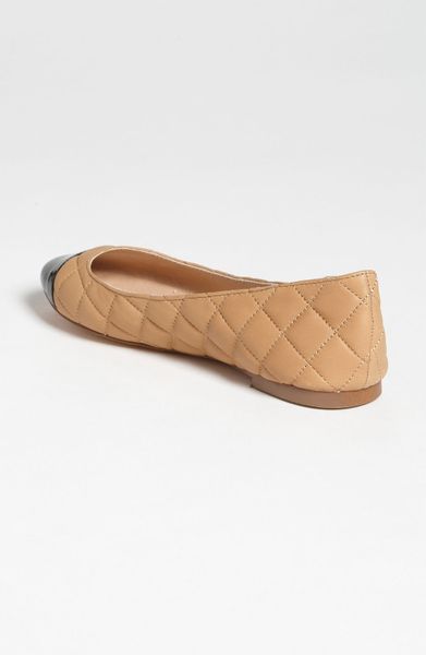 Steve Madden Kwilted Flat in Beige (cognac leather) | Lyst