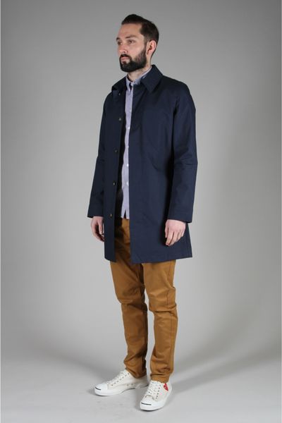 Raincoats & macs: Our favourites Prepare for all weathers with our timeless collection of raincoats and macs. Featuring both classic or contemporary cuts and colours such as black and brown, we’ve a style come rain or shine.