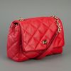 Dolce & Gabbana Quilted Shoulder Bag in Red - Lyst