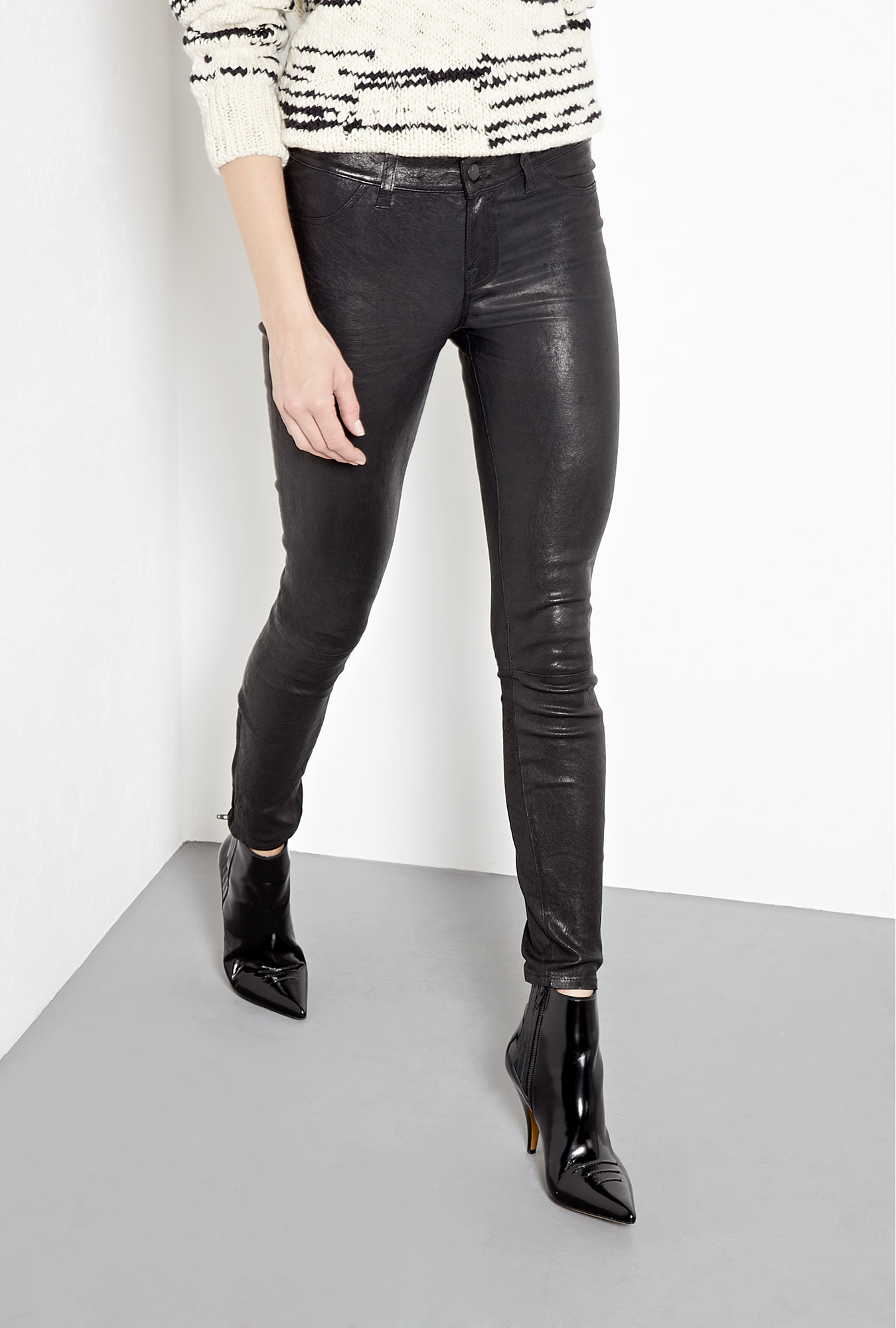 black skinny leather jeans