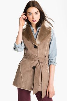 Ellen Tracy Faux Shearling Notch Collar Vest - Lyst