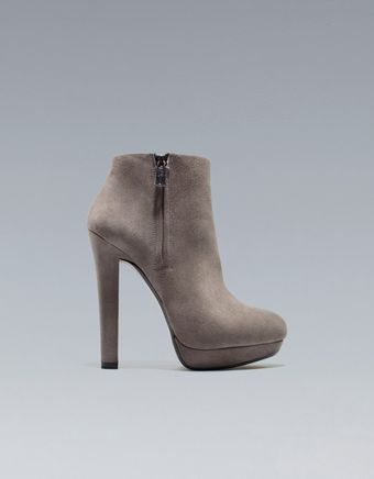 Zara Suede Wide Heel Ankle Boot - Lyst