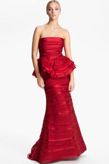 Alice + Olivia Jasmine Ruffle Tiered Peplum Gown - Lyst