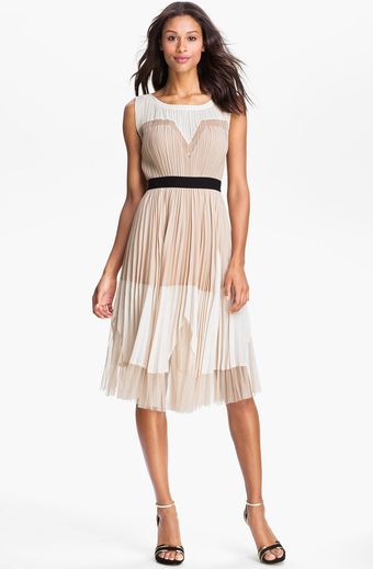BCBGMAXAZRIA Pleated Colorblock Dress - Lyst