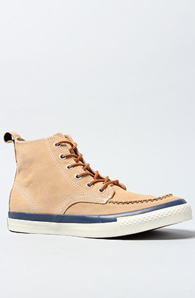 chuck taylor tan converse